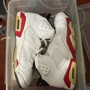 Jordan varsity red 6s